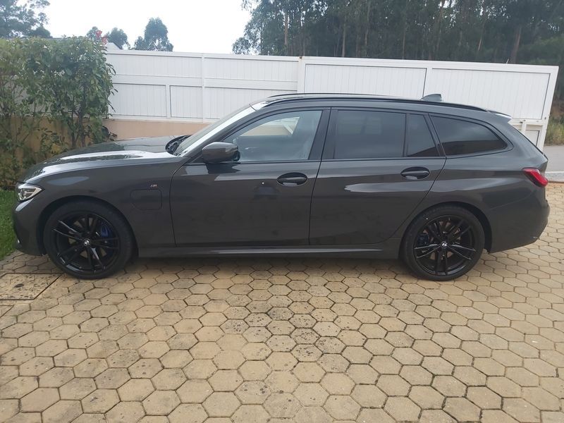 BMW 330e Touring M Sport